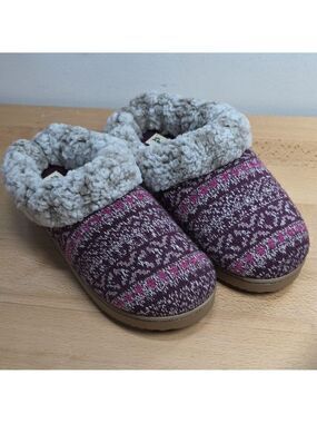 Dearfoams Purple and Pink Knit Slippers